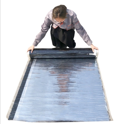 1.2mm-4.0mm Bitumen Self Adhesive Sheet Membrane , Bitumen Roll For Waterproofing